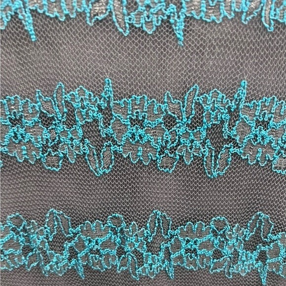 Gray and aqua lace bodycon mini dress size large - Picture 4 of 5